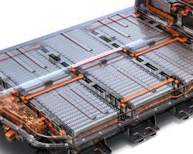 IN GIAPPONE BATTERIE AUTO ELETTRICHE PER ALIMENTARE I LAMPIONI STRADALI