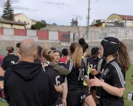 RUGBY: ONDATA NEROVERDE TRAVOLGE LE PUMA, LE BELVE VINCONO PER 70 A 12. TUTTI I RISULTATI DELLA PALLA OVALE