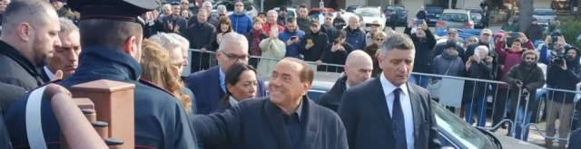 FISCO: BERLUSCONI, ”MENO TASSE, POI PIU’ CRESCITA E LAVORO”