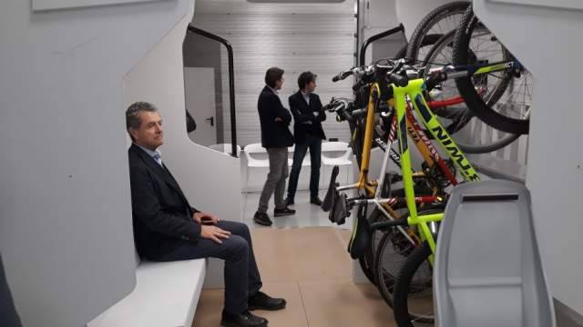 BICI SUGLI INTERCITY: STORICA RICHIESTA ACCOLTA DA TRENITALIA