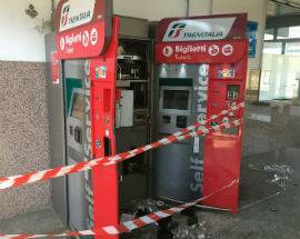 VASTO: SVUOTATA BIGLIETTERIA AUTOMATICA DELLA STAZIONE