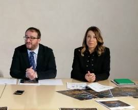 L’AQUILA: ”IL NATALE ACCENDE LE LUCI” CON L’ALBERO DI 30 METRI, EVENTI E MUSICA, IL PROGRAMMA
