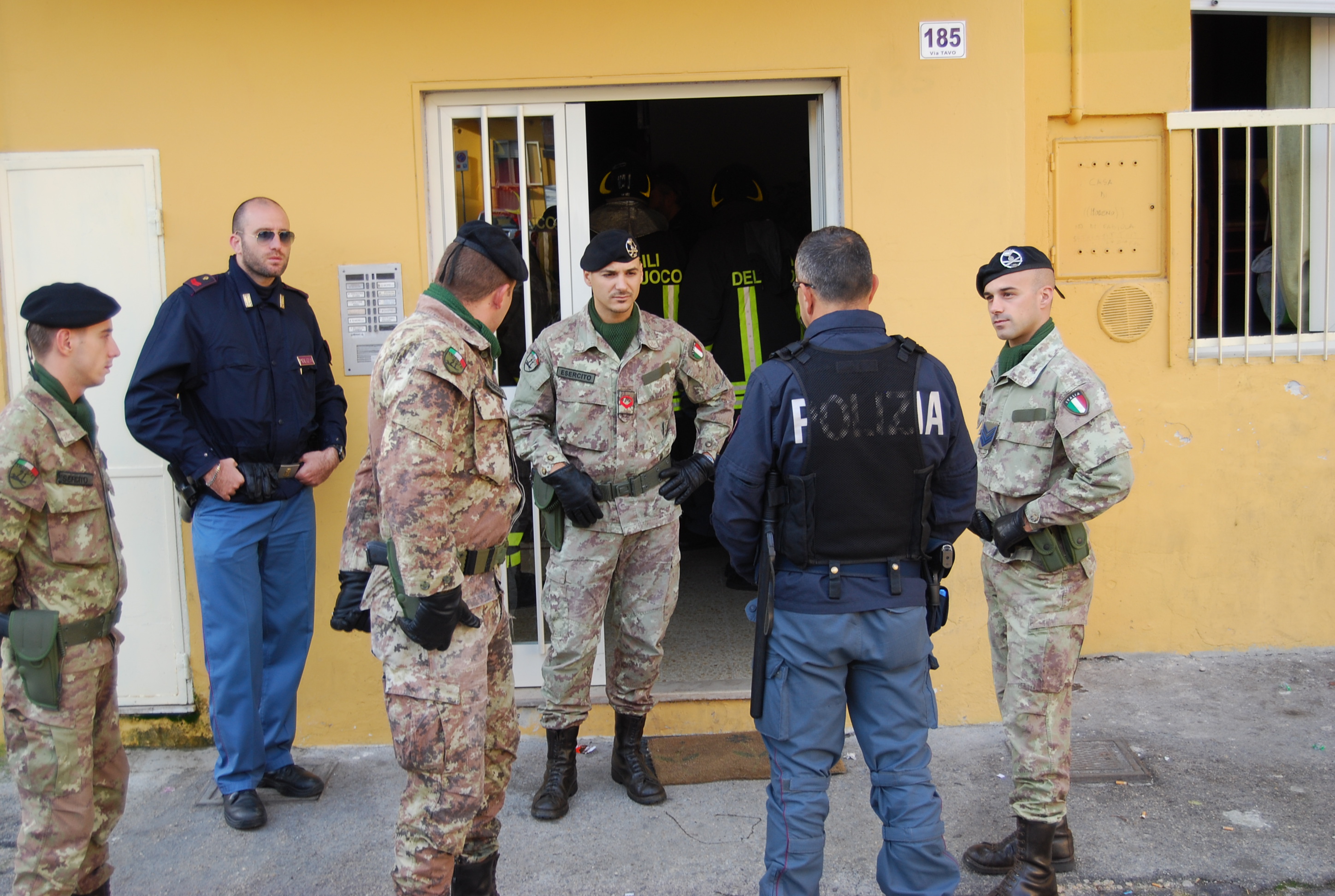PESCARA: OPERAZONE SICUREZZA BLITZ DI POLIZIA A RANCITELLI