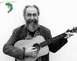 L’AQUILA: BOB CORN IN CONCERTO CON LA SUA CHITARRA AL PARCO DI COLLEMAGGIO
