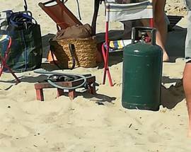 BOMBOLA DEL GAS IN SPIAGGIA A COLOGNA, DENUNCIA DEI BAGNANTI