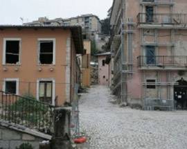 L’AQUILA: DOMENICO PECILLI, L’ARTIGIANO CHE RESISTE;  ”RESTO A BORGO RIVERA”