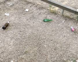 L’AQUILA: SPORCIZIA AL PARCO GIOCHI SAN BERNARDINO, I SECCHI ”IGNORATI”
