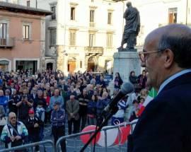ELEZIONI SULMONA: DI MASCI IN PIAZZA MA I ”CASINIANI” LO CONTESTANO
