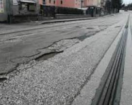 L’AQUILA: BUCHE IN STRADA, VALANGA DI RICHIESTE RISARCIMENTO