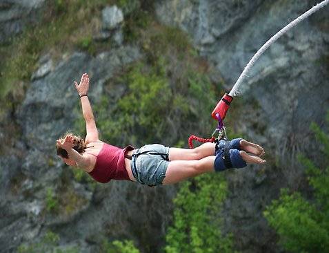 BUNGEE JUMPING: APRE IL PRIMO CENTRO D’ABRUZZOSALTO NEL VUOTO DI 100 METRI DAL PONTE DI SALLE