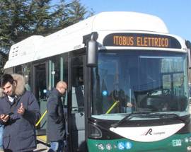 L’AQUILA: BUS-NAVETTA ELETTRICO DAL TERMINAL AL CENTRO DA LUNEDI’
