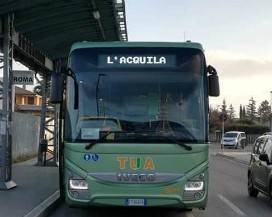 AUTOBUS TUA PER ”L’ACQUILA”: IRONIA SUI SOCIAL, SOCIETA’ TRASPORTI SI SCUSA