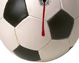 AGENTE PESTATO AL TERMINE DELLA PARTITA A LANCIANO, COSTOLE ROTTE
