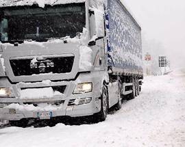 RIAPERTO A MEZZI PESANTI IL TRATTO LAZIALE A24, RESTA DIVIETO SU TRATTE  ABRUZZESI