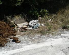 BARETE: CONSIGLIERI DENUNCIANO INCURIA DEL CAMPO SPORTIVO
