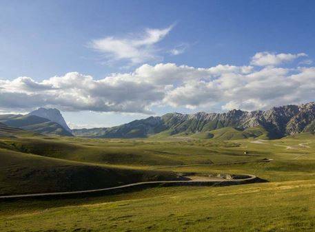 GRAN SASSO: 48 ORE PER AGGIUDICARSI LA PIANIFICAZIONE PER IL RILANCIO