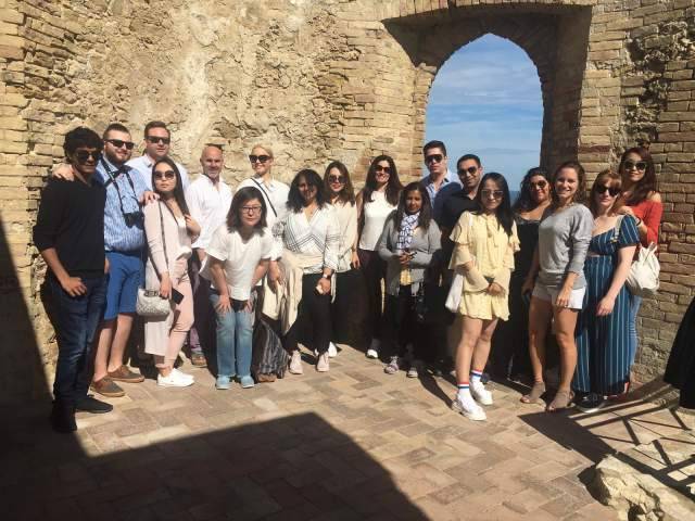 STUDENTI CANADESI IN ABRUZZO PER VISITARE AREE DI PRODUZIONE DEL VINO