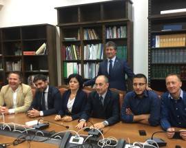 FESTIVAL INCONTRI: NESSUNA UFFICIALITA’, CENTRODESTRA CHIEDE DIMISSIONI DE SIMONE