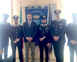 MONTESILVANO: SALVANO UOMO IN MARE, PREMIATI DAL SINDACO 2 CARABINIERI