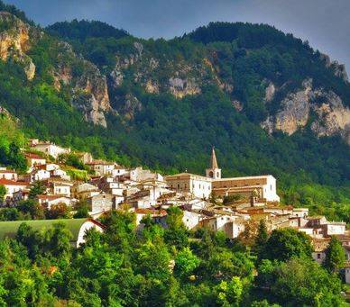 TURSIMO: BOOM A CARAMANICO TERME, CON DUEMILA PRESENZE AL GIORNO