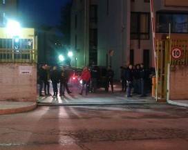 CAMPOBASSO: CARCERE A FERRO E FUOCO, DETENUTI IN RIVOLTA