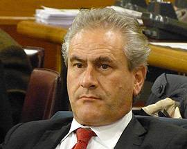 GRANDE PESCARA: COSTANTINI, ”TESTA DIMOSTRA DI AVERE TESTA”