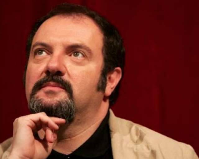 AVEZZANO: CARLO LUCARELLI ARRIVA AL TEATRO DEI MARSI CON IL SUO “CONTROCANTI”
