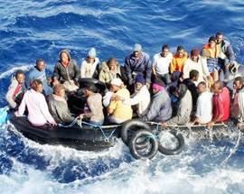 TRAGEDIA TRA LIBIA E ITALIA: 54 PROFUGHI MUOIONO IN MARE