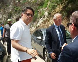 STRADE CHIUSE NELL’AQUILANO: DE CHELLIS SOSPENDE SCIOPERO DELLA FAME