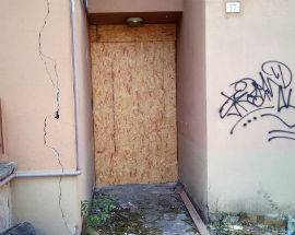 L’AQUILA: DEGRADO, COMUNE VIETA INGRESSO IN CASE POPOLARI VIA DI VINCENZO