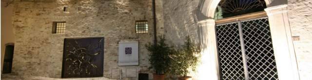 CASTELBASSO: VENT’ANNI DI EVENTI E MOSTRE, DAL RISCHIO DEMOLIZIONE A POLO CULTURALE