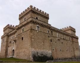 TEATRO: STORIE E MEMORIE DEL PROSCIUGAMENTO DEL FUCINO AL CASTELLO PICCOLOMINI DI CELANO