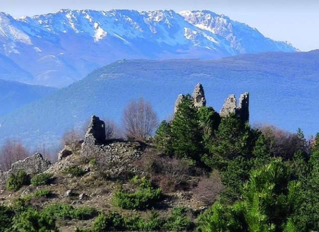 SULMONA: ESCURSIONE TRA NATURA E STORIA AL CASTELLO DELL’ORSA