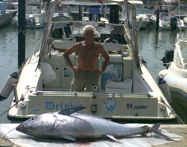L’AQUILANO CATENACCI, DALL’IDRAULICA ALLA PESCA ”IO E LA MIA SQUADRA TRA I PRIMI 16 AL MONDO”