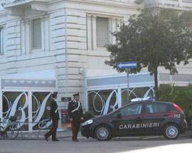 PESCARA: BAR BERARDO CHIUSO, TROPPI PREGIUDICATI NEL LOCALE