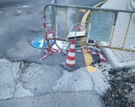 L’AQUILA: CEDE ASFALTO NELLA ZONA DI SANTA BARBARA, CITTADINI PREOCCUPATI