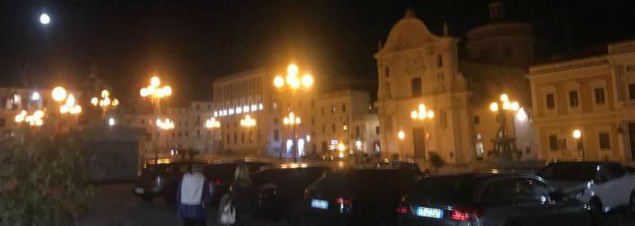 L’AQUILA: RAFFICA DI MULTE IN CENTRO, RIVOLTA COMMERCIANTI, ”NO A PEDONALIZZAZIONE”