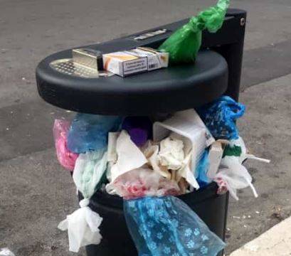 VASTO: M5S ‘RIFIUTI SPARSI, POCHI CESTINI, E SI SPENDE DI PIU’ PER SPAZZAMENTO’