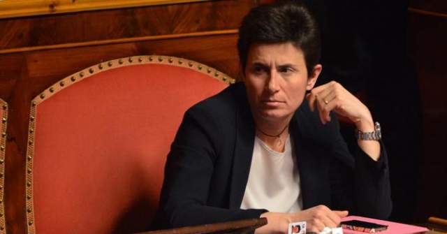 NEVE E TERREMOTO: CHIAVAROLI, ”AIUTI AD AUTONOMI E COMMISSARIO PER LE SCUOLE”