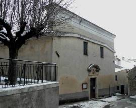 CROLLA SOFFITTO DELLA CHIESA: TRAGEDIA SFIORATA A PIZZOLI