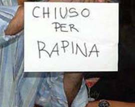 TERAMO: PARRUCCA E BARBA, COLPO IN MASCHERA A TERCAS