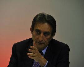 L’AQUILA: CIALENTE SU LAQTV RISPONDE ALLE DOMANDE DA CASA