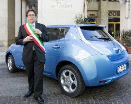 L’AQUILA: SI INAUGURANO LE PRIME COLONNINE PER RICARICARE AUTO ELETTRICHE