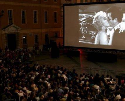 L’AQUILA: UN SUCCESSO CINEMA SOTTO LE STELLE, OLTRE 5 MILA SPETTATORI