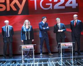 PRIMARIE CENTROSINISTRA: BERSANI BLINDATO, MA I RENZIANI LOTTANO