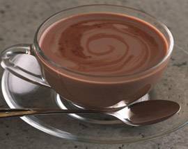 CASTELLI, CHE BELLO ”CHICCHERE E CIOCCOLATO” SALOTTI E BOTTEGHE, IL GUSTO TRA LE CERAMICHE