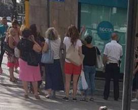 CANE CADE DA BALCONE A PESCARA E MUORE, UNA PASSANTE SOTTO SHOCK