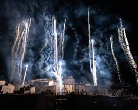 A CIVITELLA ALFEDENA CENTINAIA DI FIACCOLE PER ILLUMINARE IL NUOVO ANNO