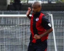 CALCIO; PRIMA DIVISIONE L’AQUILA-BARLETTA 2-0, GOL DI DE SOUSA E MALTESE