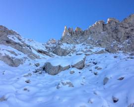 TRAGEDIA SUL GRAN SASSO, ESCURSIONISTA SCIVOLA E MUORE